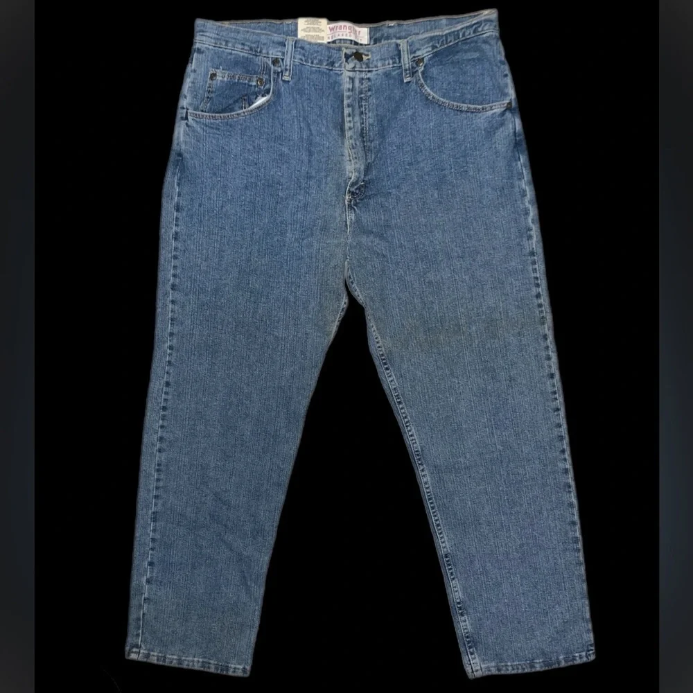 (NWT) Vintage 2008 Wrangler Relaxed Fit Jeans - Picture 4 of 8